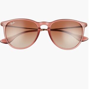 Ray-Ban Brown detail